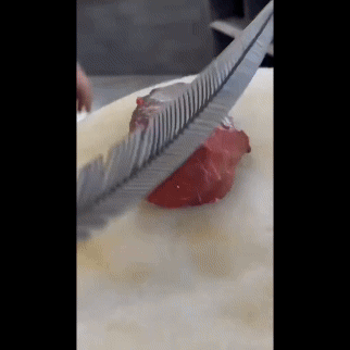 Cuchillo de plumas