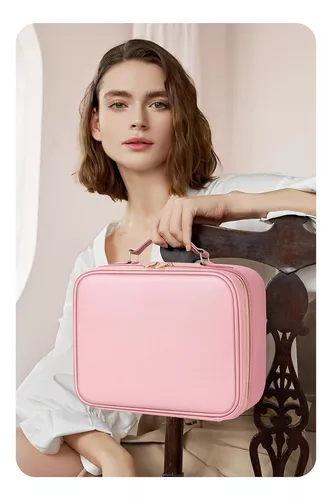 Compre 1 LAVADORA DE CEPILLOS y gana BOLSA DE MAQUILAJE + 1 RIZADOR Fantástico